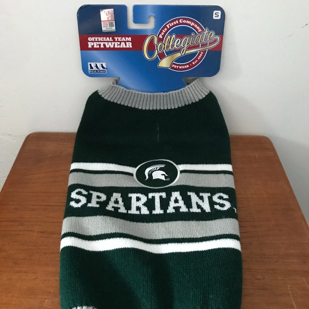 NEW Pets First NCAA Michigan State Spartans Dog Pet Sweater Jersey Size Small